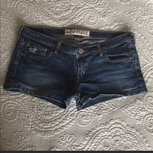Hollister jean shorts size 9